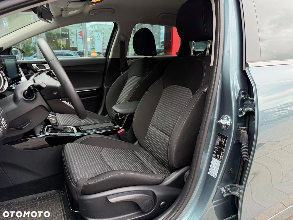 Kia Ceed 1.6 GDI PHEV L DCT - 20