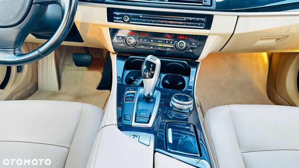 BMW Seria 5 - 32