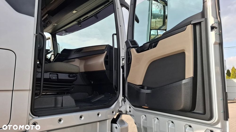 MAN TGX 18.510 / RETARDER / LOW DECK / MEGA / KLIMA POSTOJOWA / NA GWARANCJI 2027 - 21