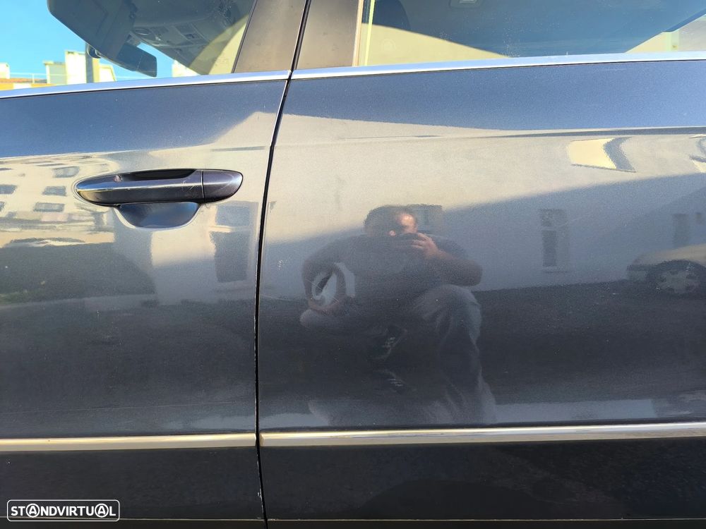 VW Passat 2.0 TDI Confortline - 21