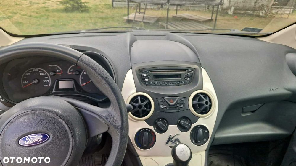 Ford KA - 6