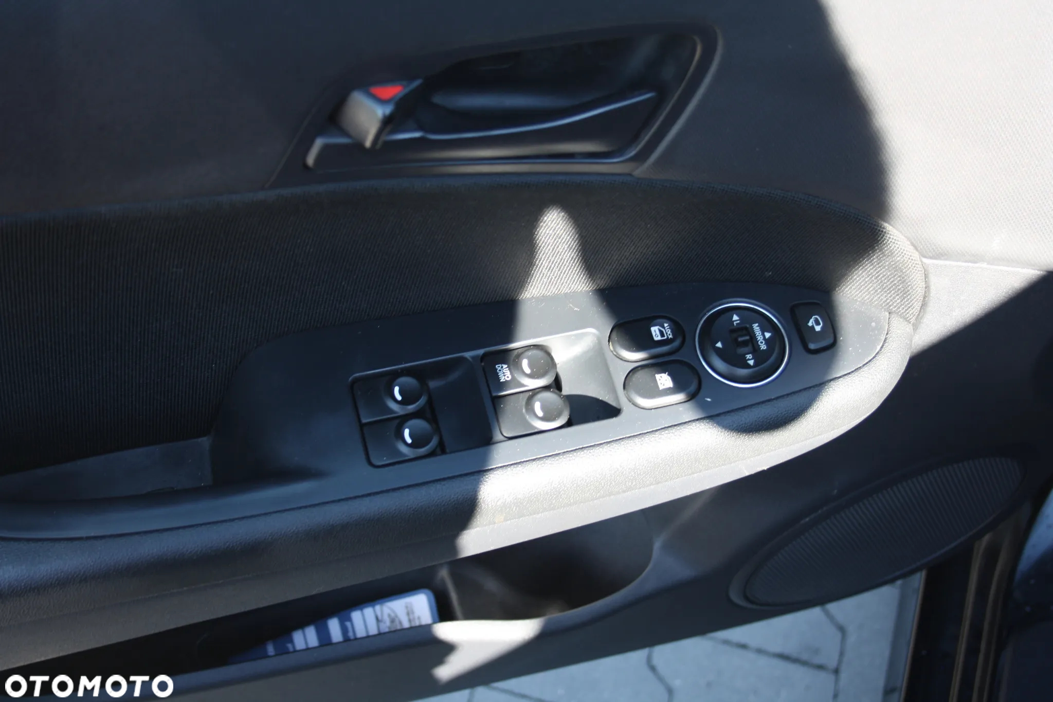 Hyundai i30 i30cw 1.6 CRDi UEFA EURO 2012 Edition - 14