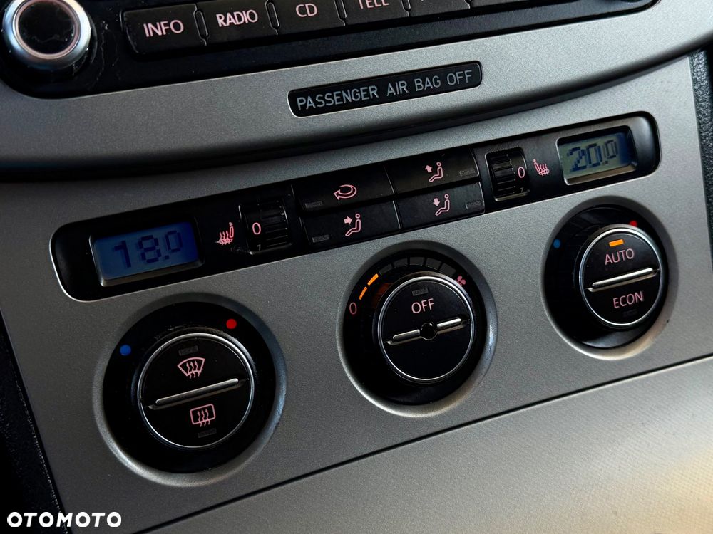 Volkswagen Passat - 23