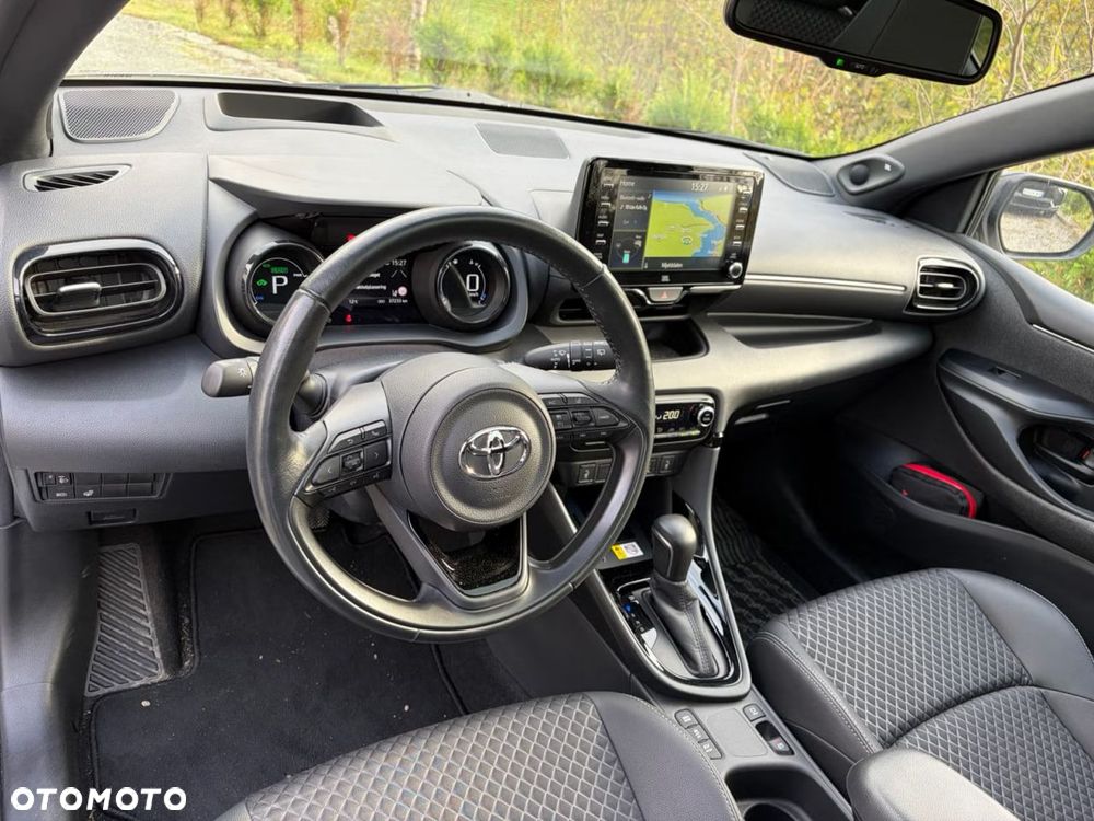 Toyota Yaris Hybrid 1.5 Selection Style - 13