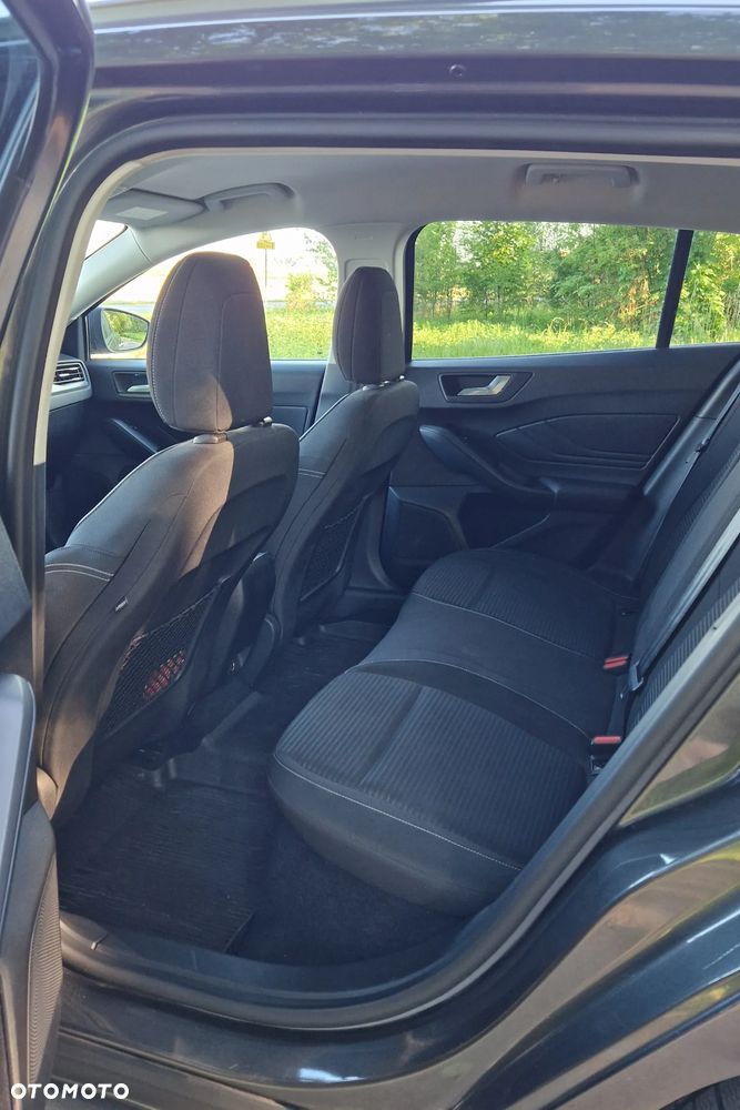 Ford Focus - 6