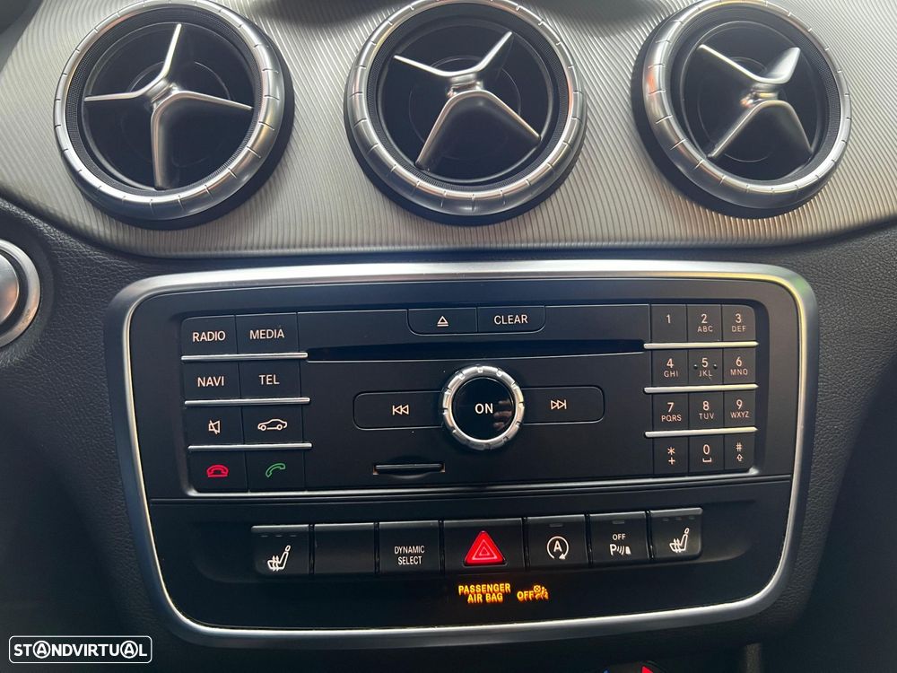 Mercedes-Benz CLA 180 d Shooting Brake - 44