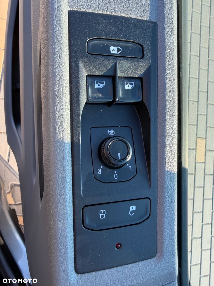 Volkswagen Transporter - 14