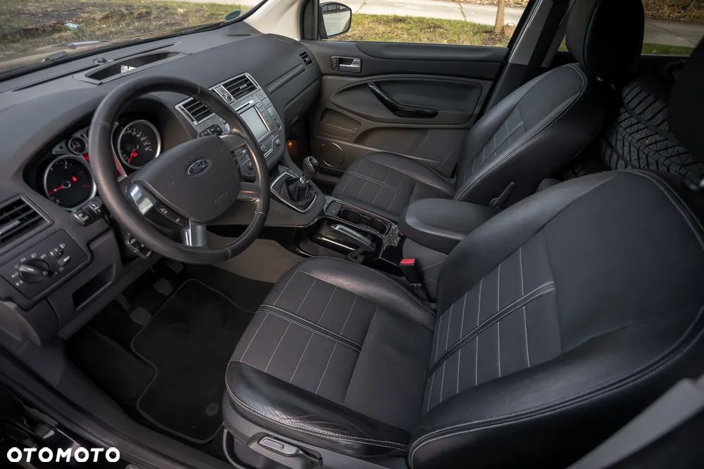 Ford Kuga 2.0 TDCi 4x4 Titanium - 19