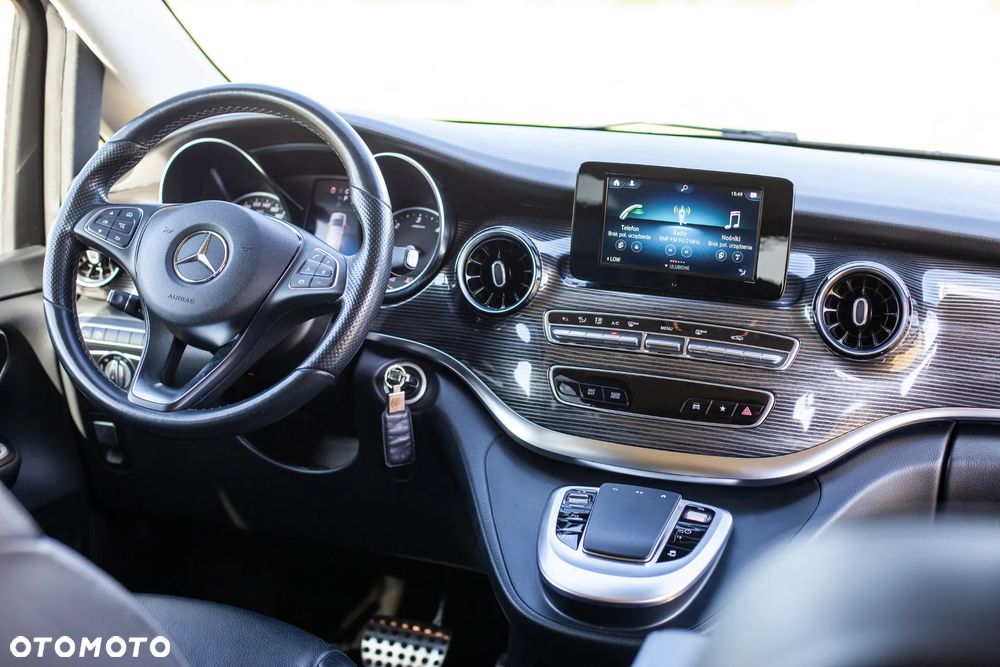 Mercedes-Benz Klasa V 220 d 4-Matic 9G-Tronic (d³ugi) - 25