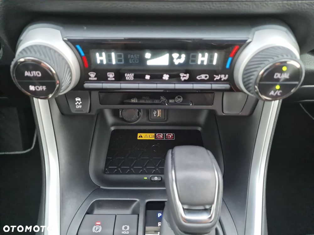 Toyota RAV4 2.5 Hybrid Comfort 4x2 - 19