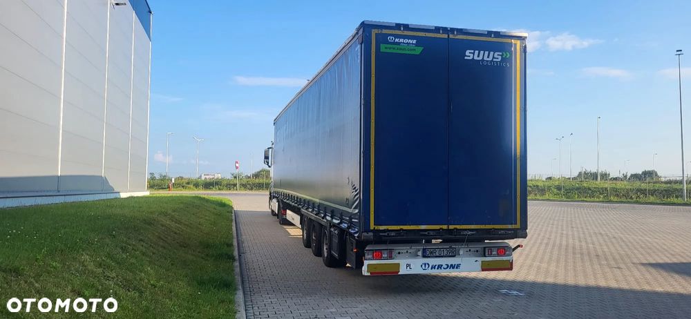 Mercedes-Benz ACTROS - 3