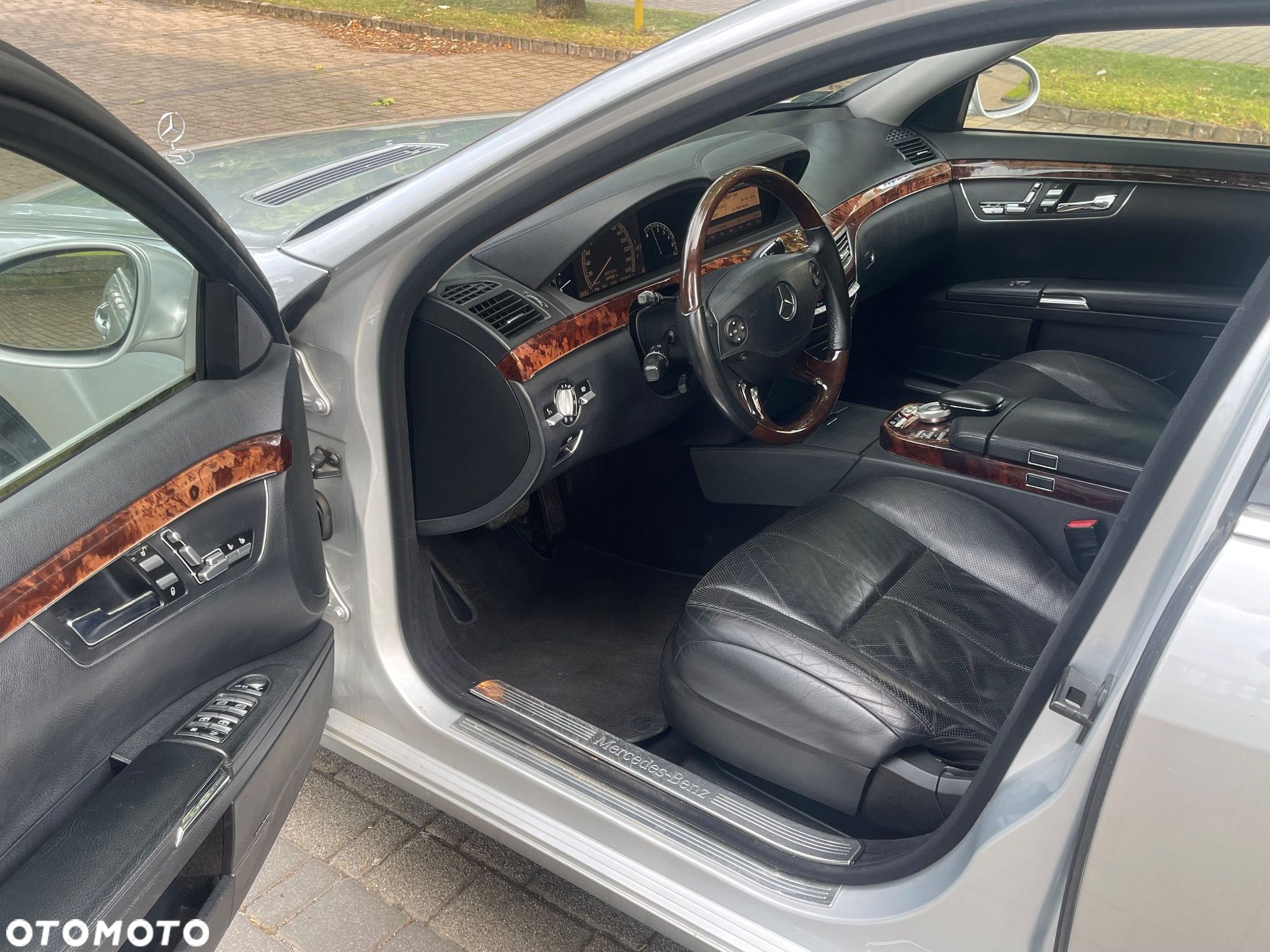 Mercedes-Benz Klasa S 320 CDI - 24