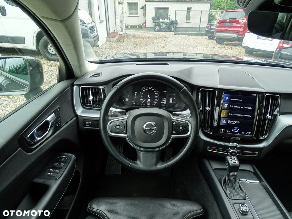 Volvo XC 60 D4 AWD Momentum - 15