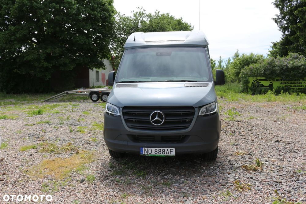 Mercedes-Benz Sprinter - 2
