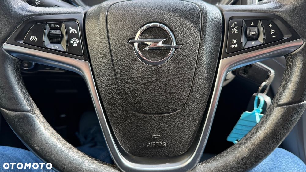 Opel Astra 1.6 CDTI Cosmo - 17