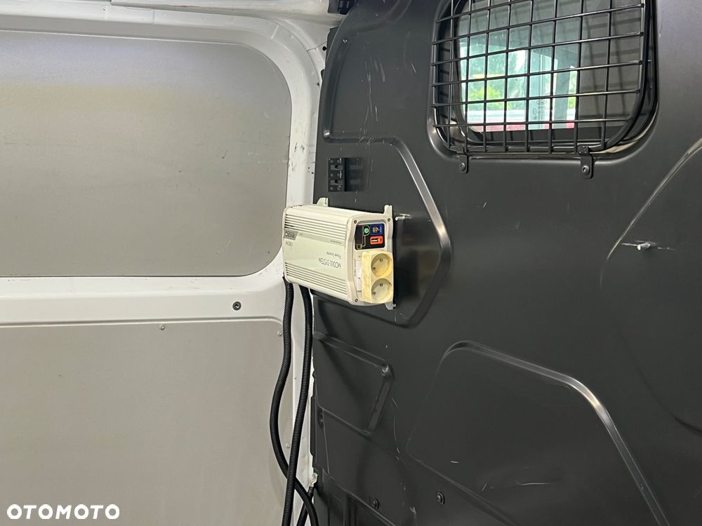 Ford Transit Custom - 19
