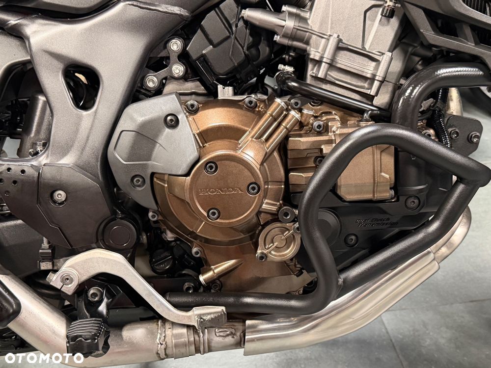 Honda CRF - 16