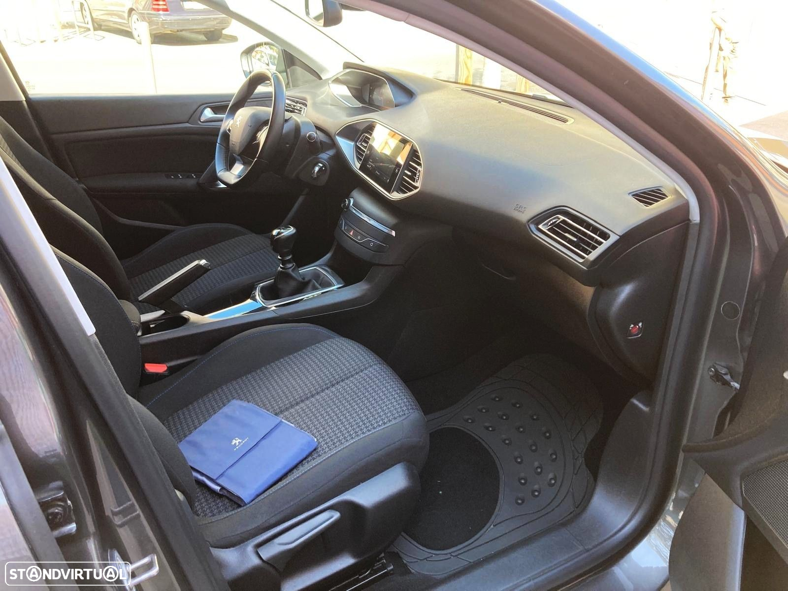Peugeot 308 SW 1.5 BlueHDi Style - 15