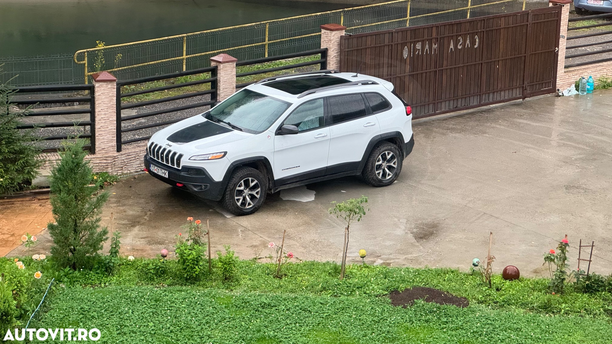 Jeep Cherokee 3.2 V6 Trailhawk - 3
