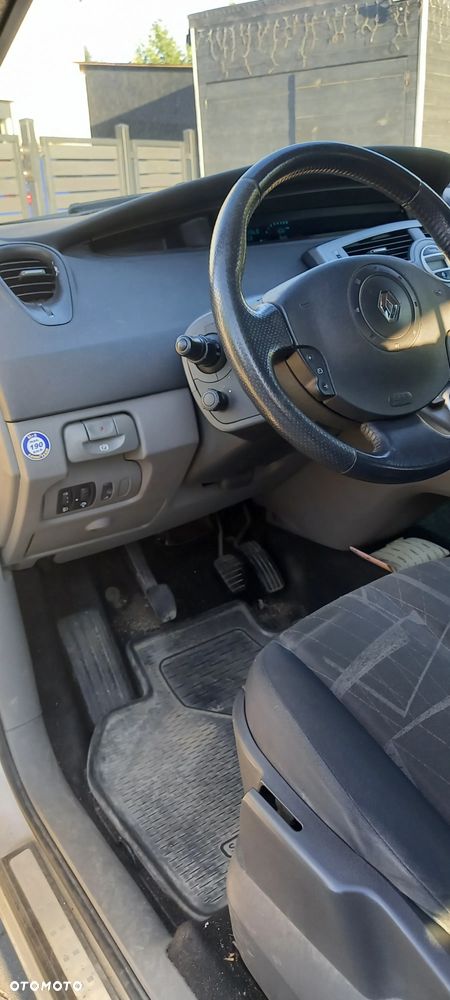 Renault Scenic 2.0 16V Luxe Dynamique - 13