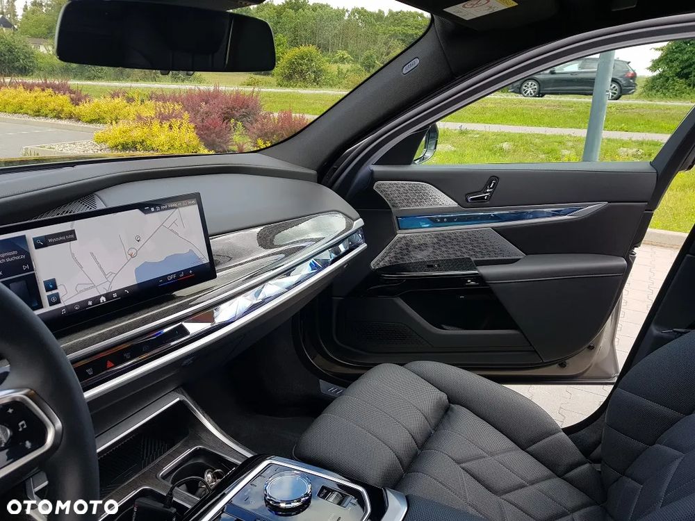 BMW i7 105.7kWh xDrive60 M Sport - 30