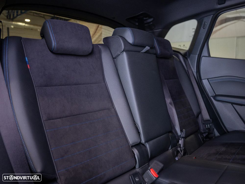 BMW 218 Active Tourer i Pack Desportivo M Auto - 22