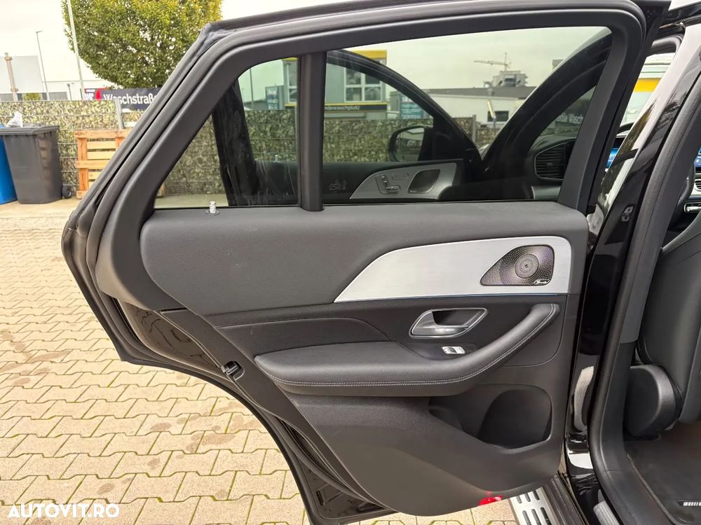 Mercedes-Benz GLE 300 d 4MATIC 9G-TRONIC AMG Line Advanced Plus - 15