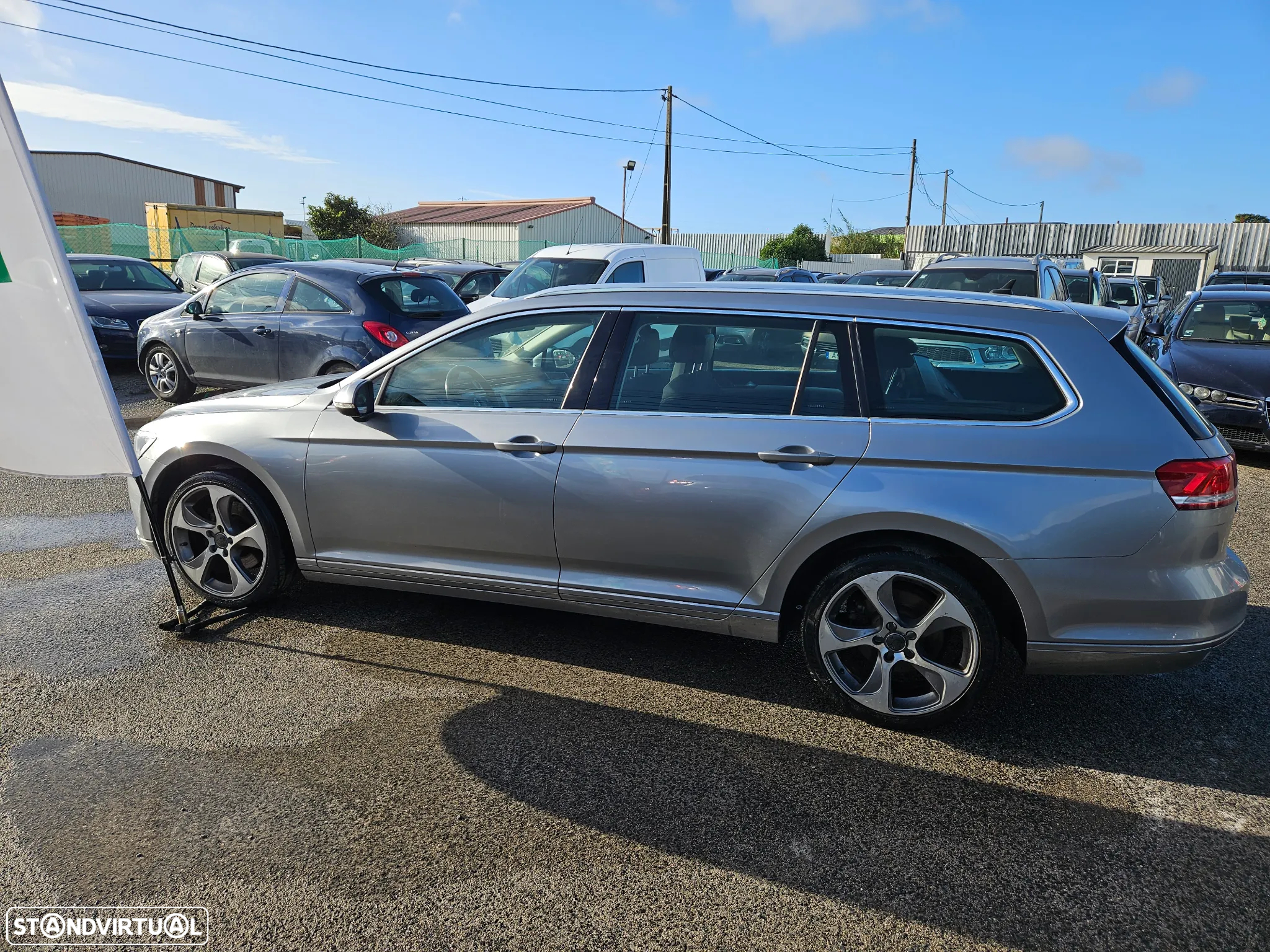 VW Passat Variant 2.0 TDi (BlueMotion ) Comfortline - 16