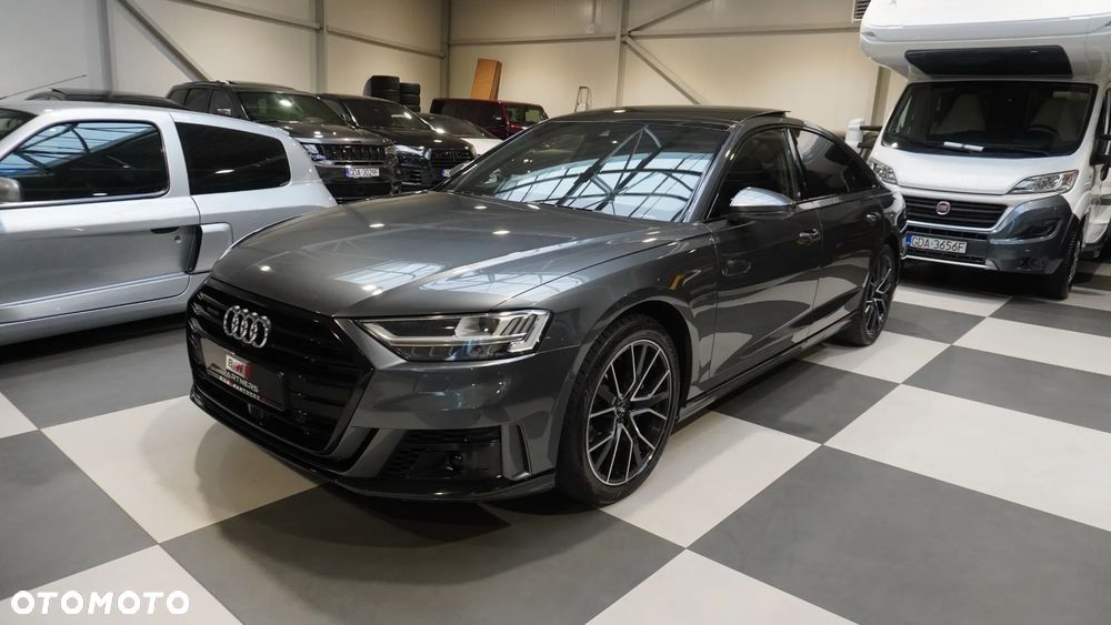 Audi A8 - 14
