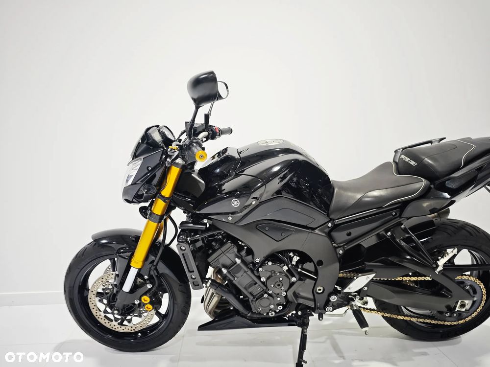 Yamaha FZ - 16