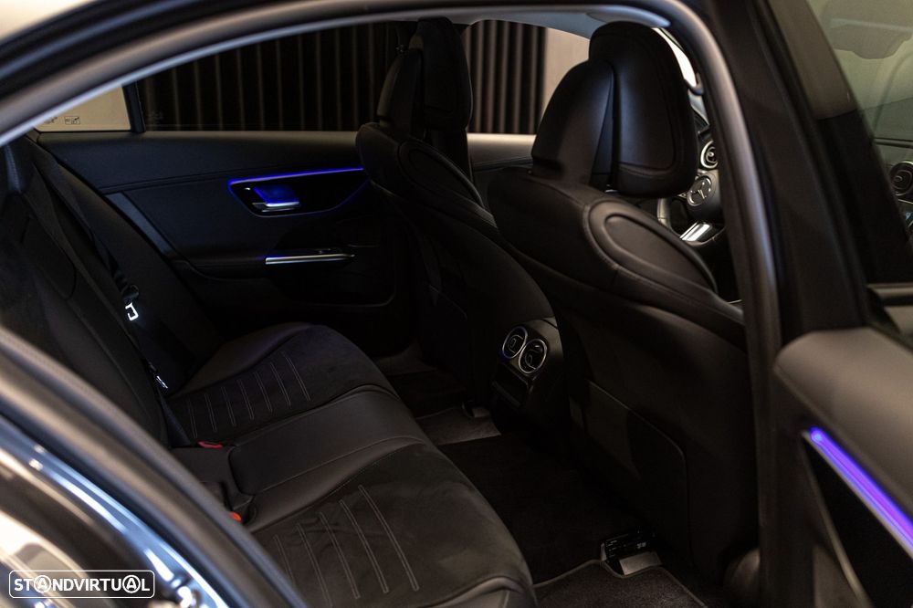 Mercedes-Benz C 300 e T 9G-TRONIC AMG Line - 35