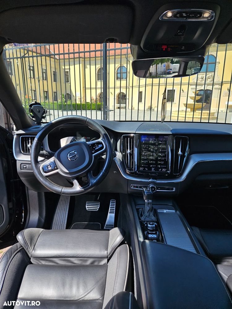 Volvo XC 60 D4 R-Design - 5