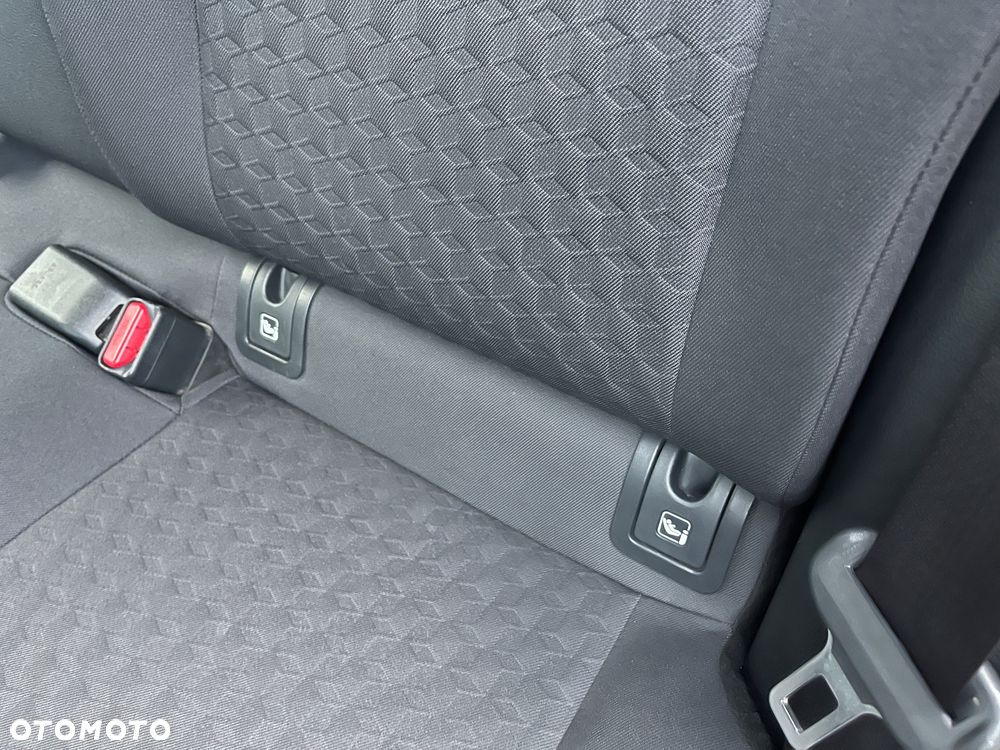 Toyota Yaris 1.5 Comfort - 33