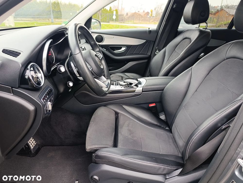 Mercedes-Benz GLC 220 d 4Matic 9G-TRONIC AMG Line - 12