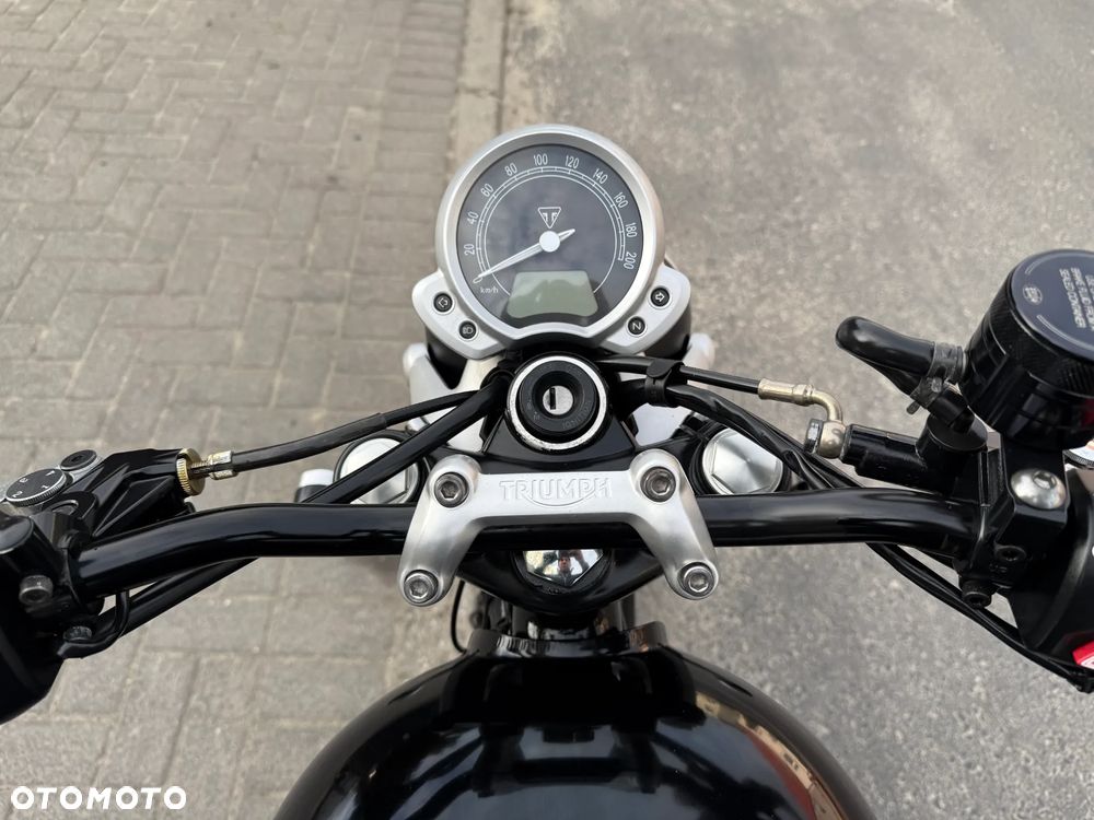 Triumph Speed Twin - 10