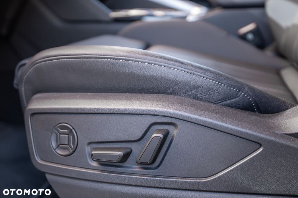 Audi Q5 Sportback - 10