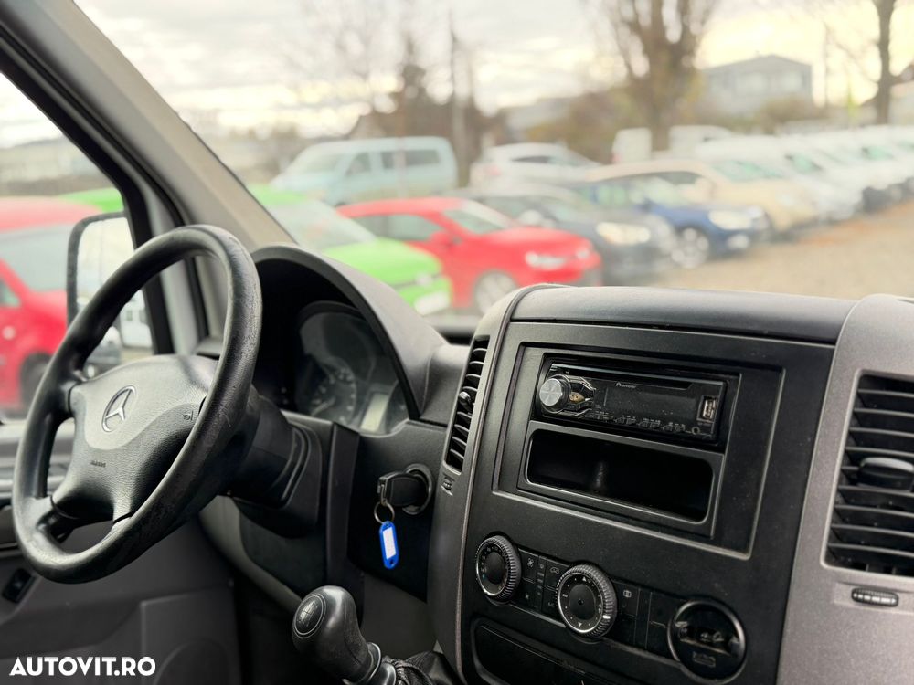 Mercedes-Benz SPRINTER - 9