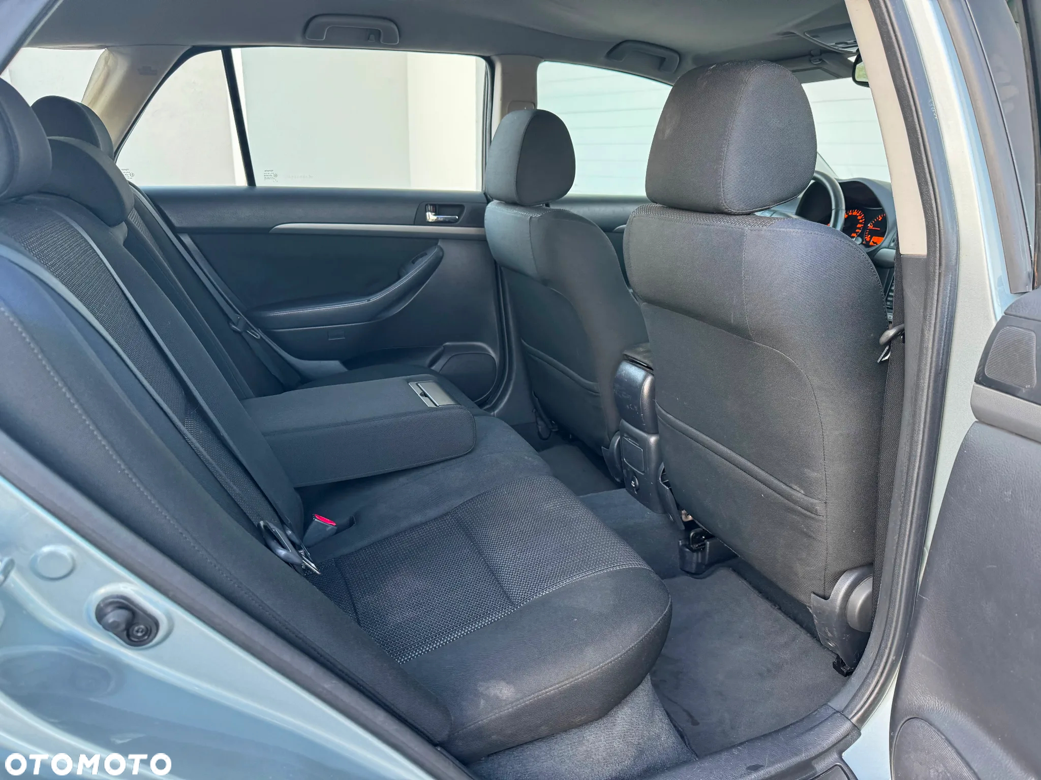 Toyota Avensis 2.2 D-4D Combi Executive - 7