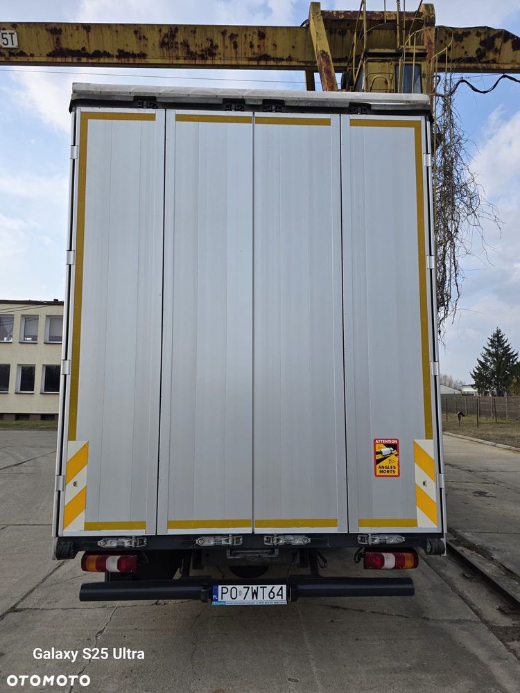 Mercedes-Benz 1835 - 8