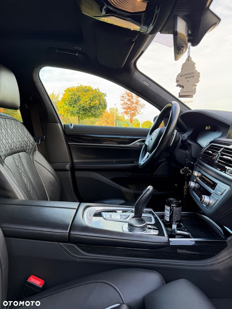 BMW Seria 7 730d xDrive - 21