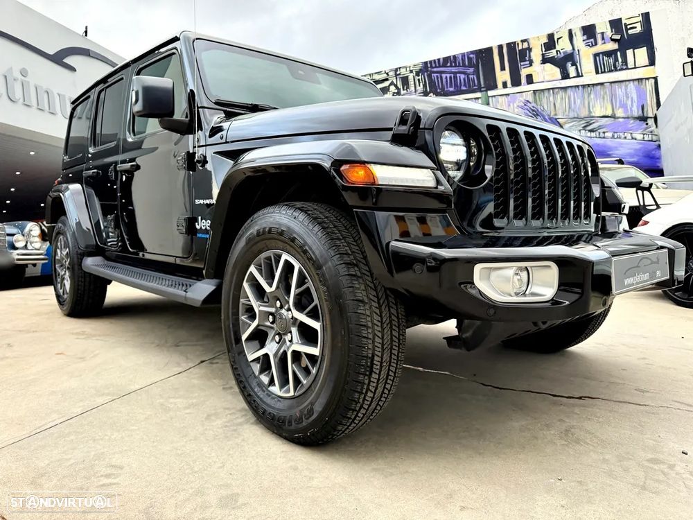Jeep Wrangler Unlimited - 44