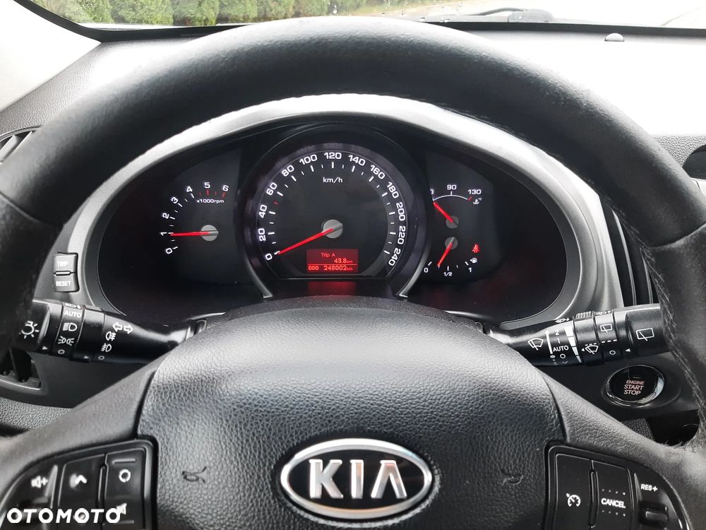 Kia Sportage 1.7 CRDI 2WD Spirit - 11