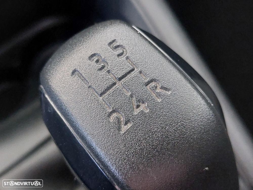 Peugeot 208 Van 1.5 BlueHDi - IVA Dedutível - 37