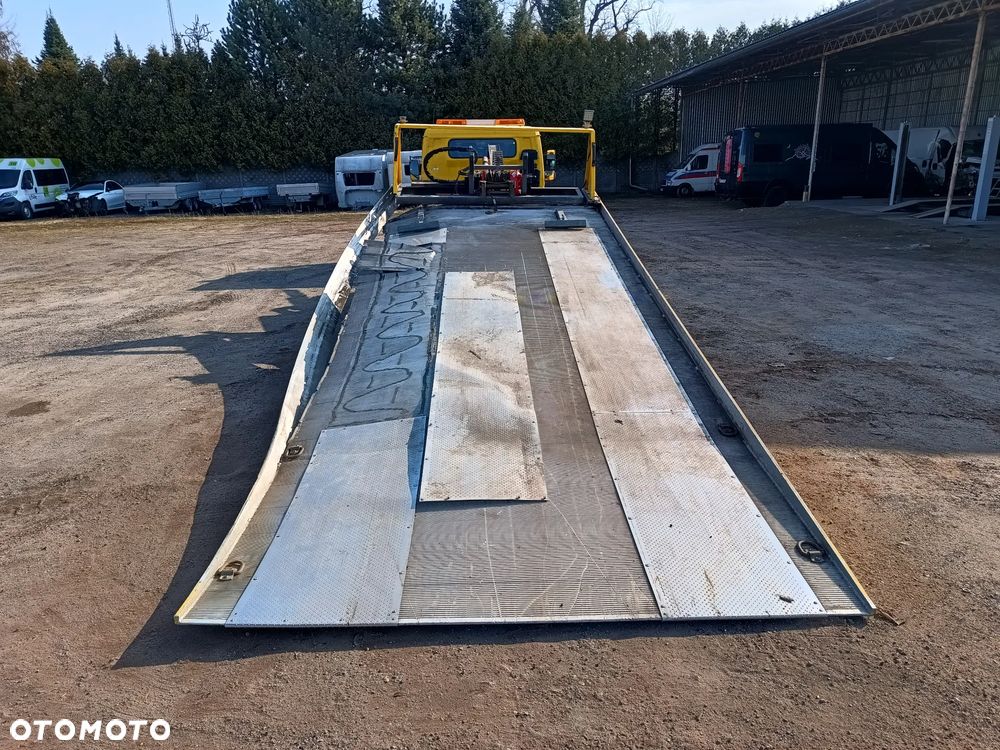 Mitsubishi FUSO / CANTER 7C18D - 14