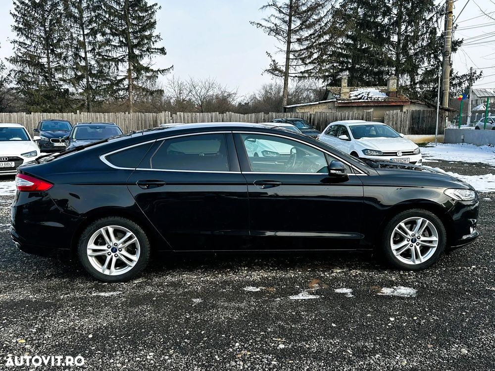 Ford Mondeo 2.0 TDCI PowerShift Titanium - 4