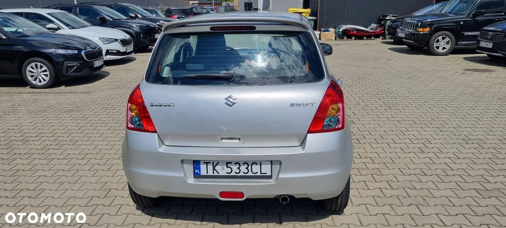 Suzuki Swift 1.3 Comfort - 4