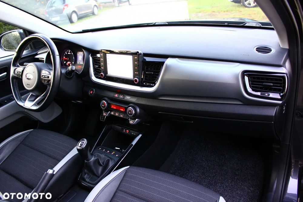 Kia Stonic 1.6 CRDi SCR XL - 39
