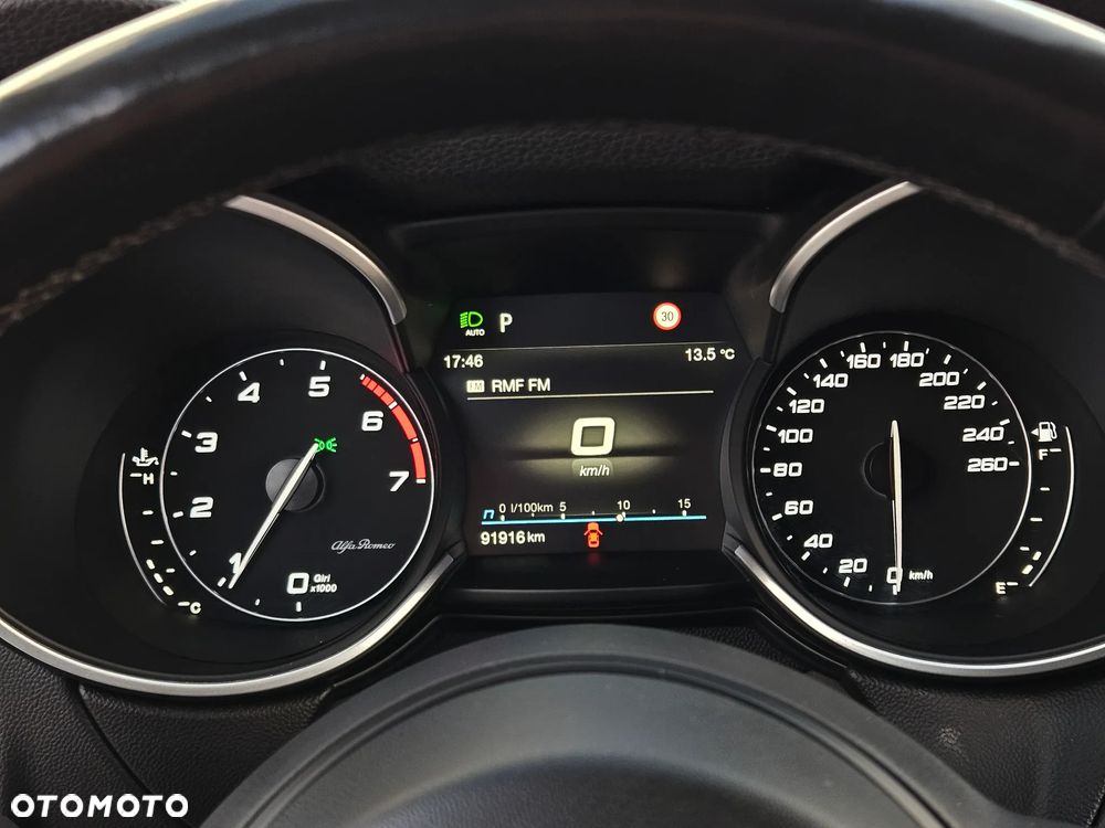 Alfa Romeo Stelvio 2.0 Turbo TI Q4 - 33