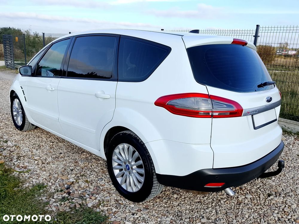 Ford S-Max - 9