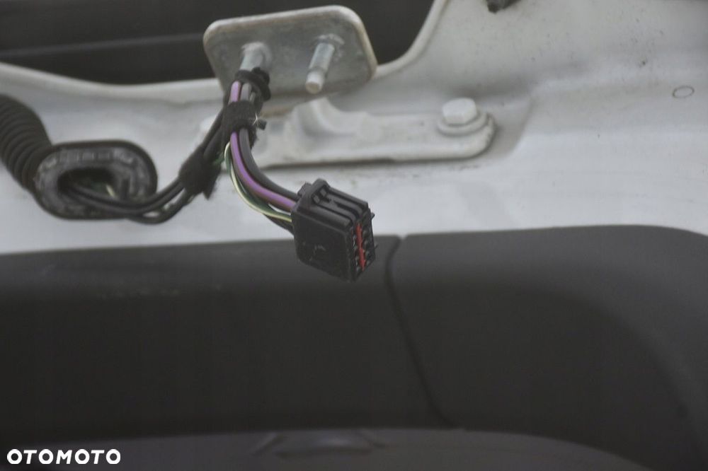 klapa tylna * tył range rover sport i lift - 8